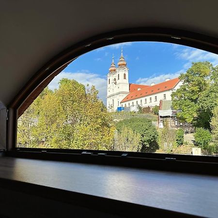 Piros Vendeghaz Villa Tihany Buitenkant foto