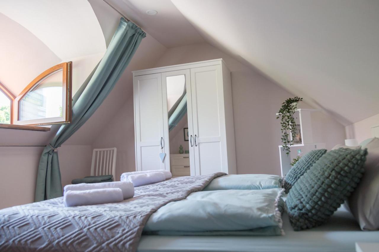 Piros Vendeghaz Villa Tihany Buitenkant foto